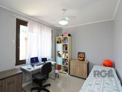 Apartamento à venda com 77m², 3 quartos, 1 vaga no bairro Medianeira em Porto Alegre - Foto 23