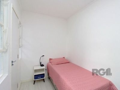 Apartamento à venda com 77m², 3 quartos, 1 vaga no bairro Medianeira em Porto Alegre - Foto 25