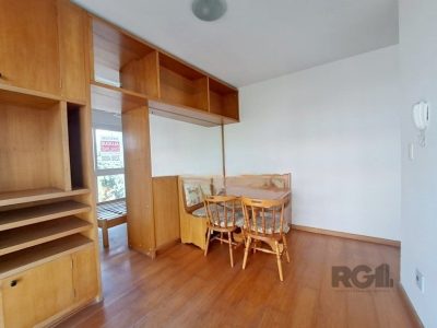 Apartamento à venda com 32m², 1 quarto no bairro Rio Branco em Porto Alegre - Foto 2