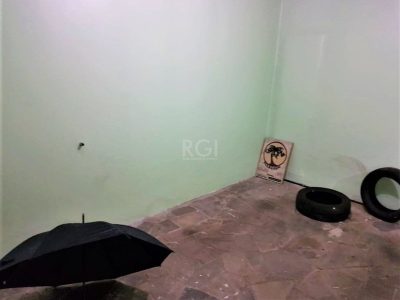 Casa à venda com 124m², 4 quartos, 1 vaga no bairro Farroupilha em Porto Alegre - Foto 16