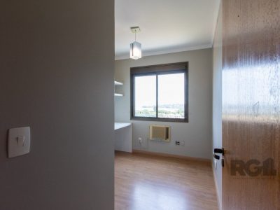 Apartamento à venda com 94m², 3 quartos, 1 suíte, 2 vagas no bairro Tristeza em Porto Alegre - Foto 25