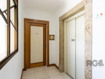 Apartamento à venda com 94m², 3 quartos, 1 suíte, 2 vagas no bairro Tristeza em Porto Alegre - Foto 8