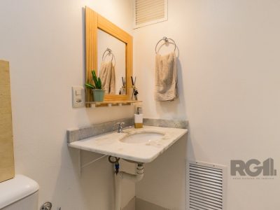 Apartamento à venda com 66m², 2 quartos, 1 suíte, 1 vaga no bairro Partenon em Porto Alegre - Foto 18