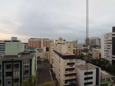 Apartamento à venda com 99m², 3 quartos, 1 suíte, 1 vaga no bairro Menino Deus em Porto Alegre - Foto 13