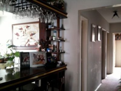 Apartamento à venda com 80m², 3 quartos, 1 vaga no bairro Jardim Botânico em Porto Alegre - Foto 2