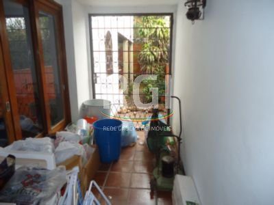 Casa à venda com 330m², 4 quartos, 2 vagas no bairro Glória em Porto Alegre - Foto 5