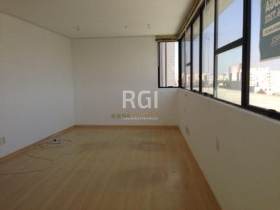 Conjunto/Sala à venda com 82m², 2 vagas no bairro Santana em Porto Alegre - Foto 8