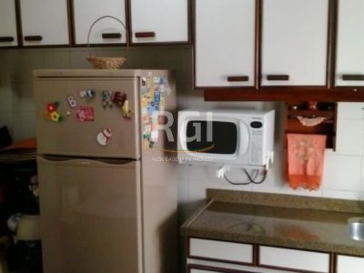 Apartamento à venda com 70m², 2 quartos, 1 vaga no bairro Vila Ipiranga em Porto Alegre - Foto 13