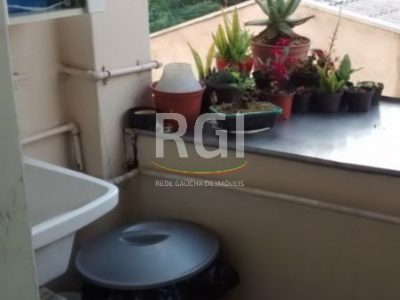 Apartamento à venda com 75m², 2 quartos no bairro Floresta em Porto Alegre - Foto 11