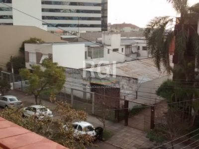 Apartamento à venda com 75m², 2 quartos no bairro Floresta em Porto Alegre - Foto 14