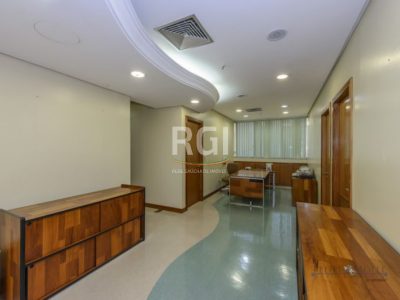 Conjunto/Sala à venda com 363m², 8 vagas no bairro Rio Branco em Porto Alegre - Foto 13