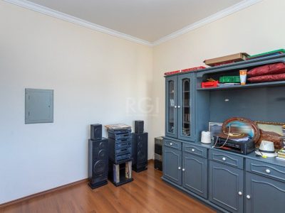 Casa à venda com 500m², 5 quartos, 1 suíte, 8 vagas no bairro Santa Tereza em Porto Alegre - Foto 35