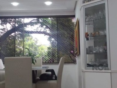 Apartamento à venda com 56m², 2 quartos, 1 vaga no bairro Glória em Porto Alegre - Foto 6