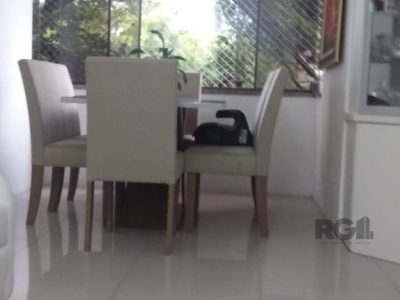 Apartamento à venda com 56m², 2 quartos, 1 vaga no bairro Glória em Porto Alegre - Foto 5