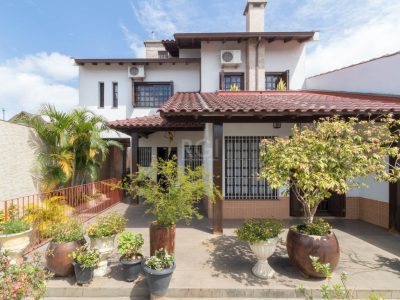 Casa à venda com 335m², 5 quartos, 3 vagas no bairro Vila Ipiranga em Porto Alegre - Foto 8