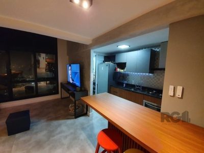 Apartamento à venda com 74m², 1 quarto, 1 suíte, 2 vagas no bairro Jardim do Salso em Porto Alegre - Foto 4