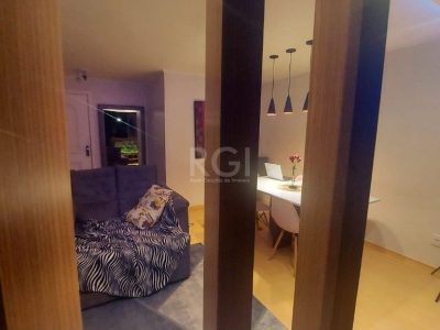 Apartamento à venda com 81m², 2 quartos, 1 suíte, 1 vaga no bairro Jardim Itu em Porto Alegre - Foto 8