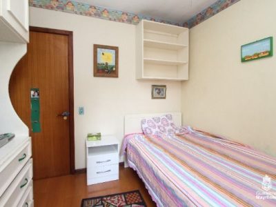 Casa à venda com 200m², 4 quartos, 1 suíte, 3 vagas no bairro Ipanema em Porto Alegre - Foto 18