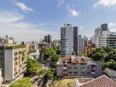 Apartamento à venda com 130m², 3 quartos, 3 suítes, 3 vagas no bairro Petrópolis em Porto Alegre - Foto 91