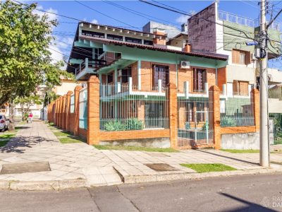 Casa à venda com 574m², 3 quartos, 2 suítes, 8 vagas no bairro Jardim Planalto em Porto Alegre - Foto 41