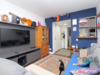 Apartamento à venda com 78m², 2 quartos, 1 vaga no bairro Menino Deus em Porto Alegre - Foto 2