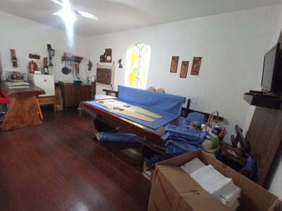 Casa à venda com 272m², 3 quartos, 2 suítes, 10 vagas no bairro Partenon em Porto Alegre - Foto 8