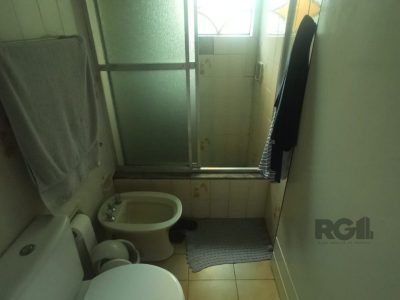 Casa à venda com 272m², 3 quartos, 2 suítes, 10 vagas no bairro Partenon em Porto Alegre - Foto 29