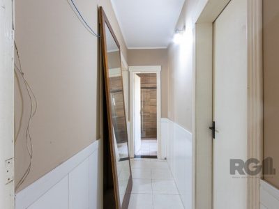 Casa à venda com 288m², 6 quartos, 2 suítes, 2 vagas no bairro Tristeza em Porto Alegre - Foto 23