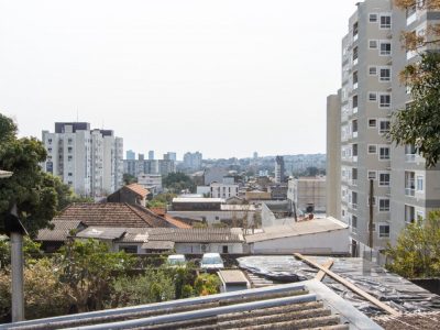 Casa à venda com 288m², 6 quartos, 2 suítes, 2 vagas no bairro Tristeza em Porto Alegre - Foto 60