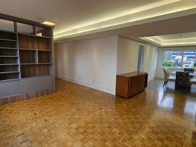 Apartamento à venda com 149m², 3 quartos, 1 suíte, 2 vagas no bairro Mont Serrat em Porto Alegre - Foto 8