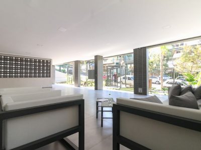 Apartamento à venda com 71m², 2 quartos, 1 suíte, 2 vagas no bairro Petrópolis em Porto Alegre - Foto 9