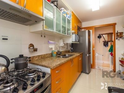 Apartamento à venda com 95m², 3 quartos, 1 suíte, 1 vaga no bairro Menino Deus em Porto Alegre - Foto 10