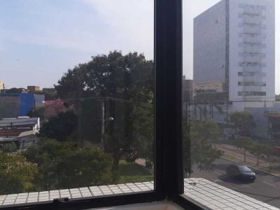 Conjunto/Sala à venda com 94m², 2 vagas no bairro Santana em Porto Alegre - Foto 14