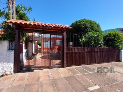 Casa à venda com 112m², 1 quarto, 1 suíte no bairro Tristeza em Porto Alegre - Foto 2