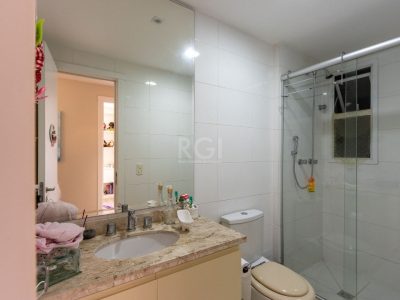 Apartamento à venda com 110m², 2 quartos, 1 suíte, 2 vagas no bairro Tristeza em Porto Alegre - Foto 16