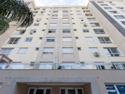 Apartamento à venda com 110m², 2 quartos, 1 suíte, 2 vagas no bairro Tristeza em Porto Alegre - Foto 27