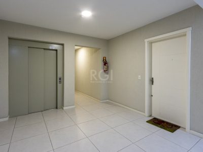 Apartamento à venda com 110m², 2 quartos, 1 suíte, 2 vagas no bairro Tristeza em Porto Alegre - Foto 30