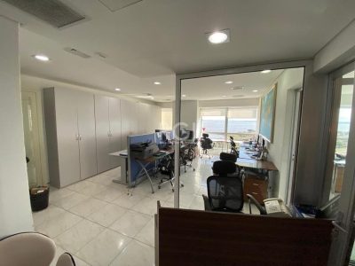 Conjunto/Sala à venda com 82m², 2 vagas no bairro Cristal em Porto Alegre - Foto 11