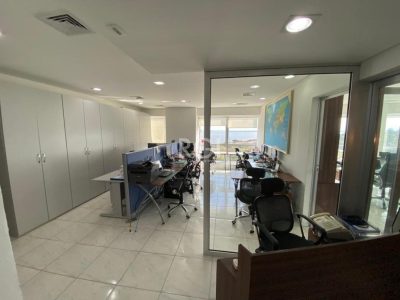 Conjunto/Sala à venda com 82m², 2 vagas no bairro Cristal em Porto Alegre - Foto 14