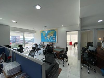 Conjunto/Sala à venda com 82m², 2 vagas no bairro Cristal em Porto Alegre - Foto 17