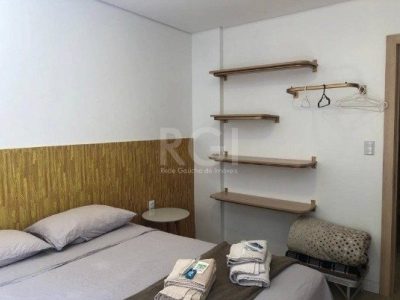 Apartamento à venda com 73m², 3 quartos, 1 suíte no bairro Centro Histórico em Porto Alegre - Foto 11