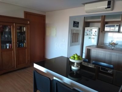 Apartamento à venda com 73m², 3 quartos, 1 suíte, 1 vaga no bairro Partenon em Porto Alegre - Foto 38