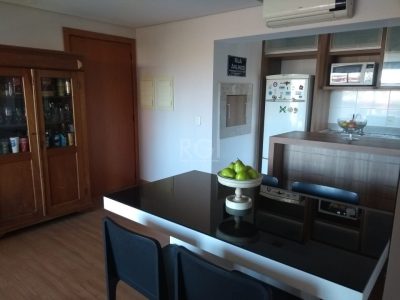 Apartamento à venda com 73m², 3 quartos, 1 suíte, 1 vaga no bairro Partenon em Porto Alegre - Foto 41