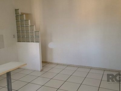 Apartamento à venda com 60m², 2 quartos no bairro Santana em Porto Alegre - Foto 6