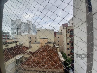 Apartamento à venda com 64m², 2 quartos no bairro Centro Histórico em Porto Alegre - Foto 7