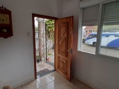 Casa à venda com 135m², 3 quartos, 1 suíte, 5 vagas no bairro Ipanema em Porto Alegre - Foto 26