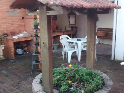 Casa à venda com 400m², 3 quartos, 1 suíte, 2 vagas no bairro Glória em Porto Alegre - Foto 10