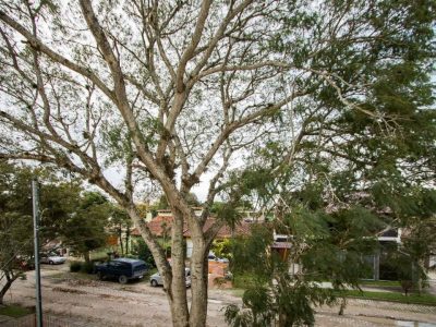 Casa à venda com 79m², 2 quartos, 2 vagas no bairro Ipanema em Porto Alegre - Foto 17