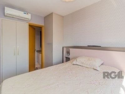 Apartamento à venda com 60m², 2 quartos, 1 suíte, 1 vaga no bairro Menino Deus em Porto Alegre - Foto 18