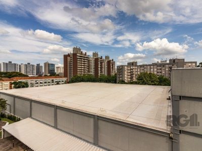 Apartamento à venda com 129m², 3 quartos, 1 suíte, 1 vaga no bairro Jardim Lindóia em Porto Alegre - Foto 27